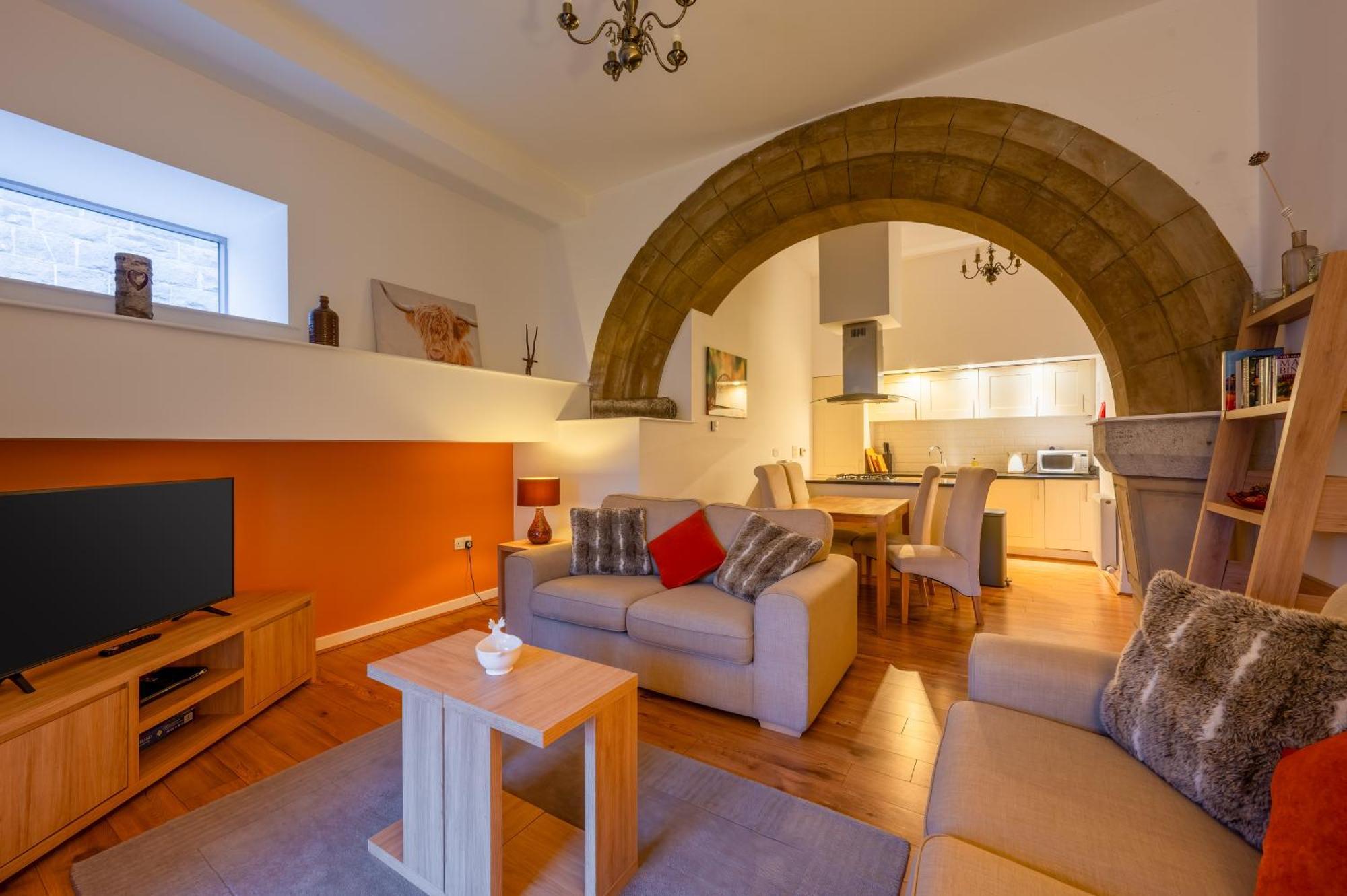 Abbey Church Upper North Aisle Luxury Self Catering 2 Bedroom Apartments Fort Augustus Esterno foto