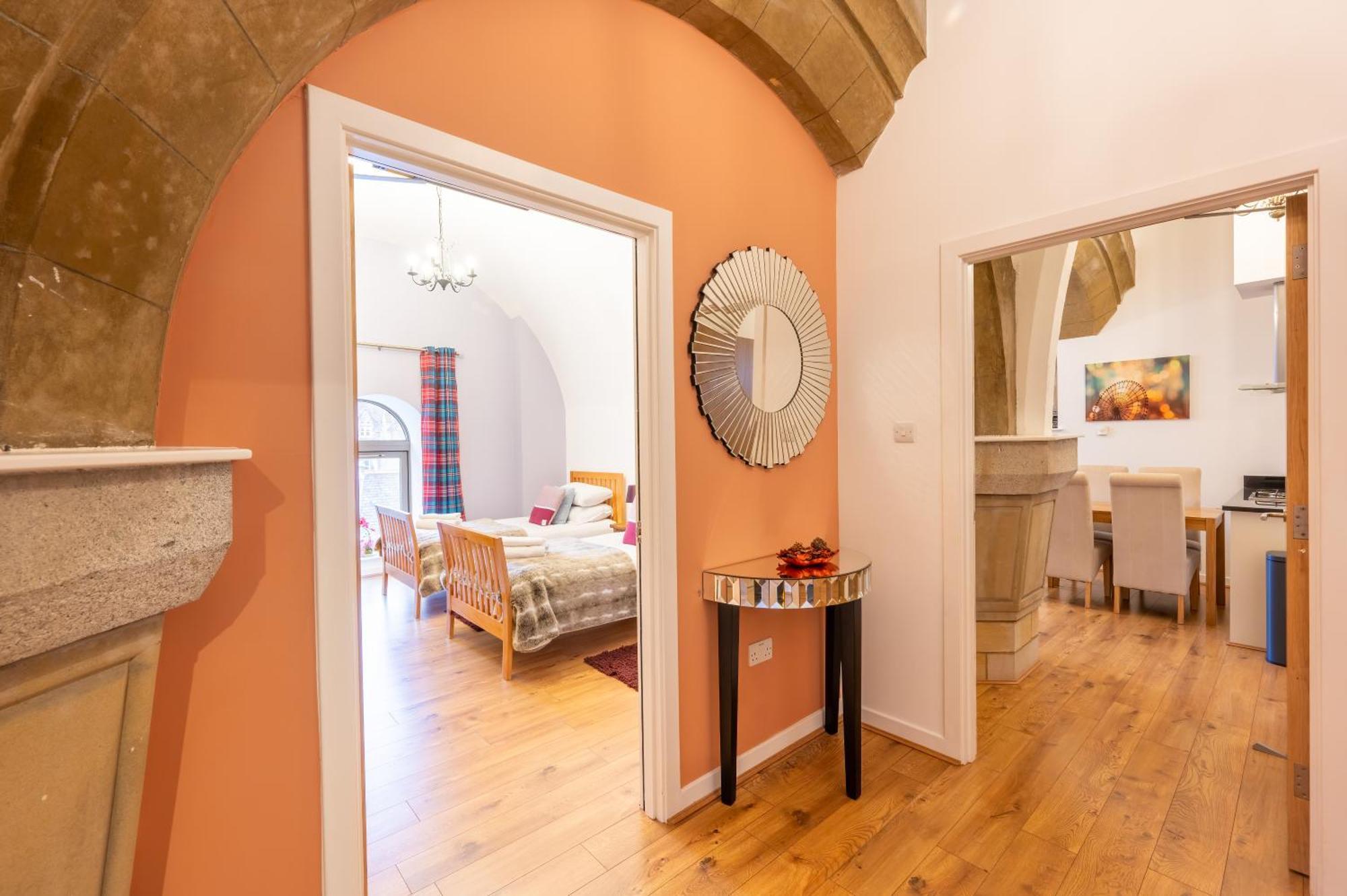 Abbey Church Upper North Aisle Luxury Self Catering 2 Bedroom Apartments Fort Augustus Esterno foto