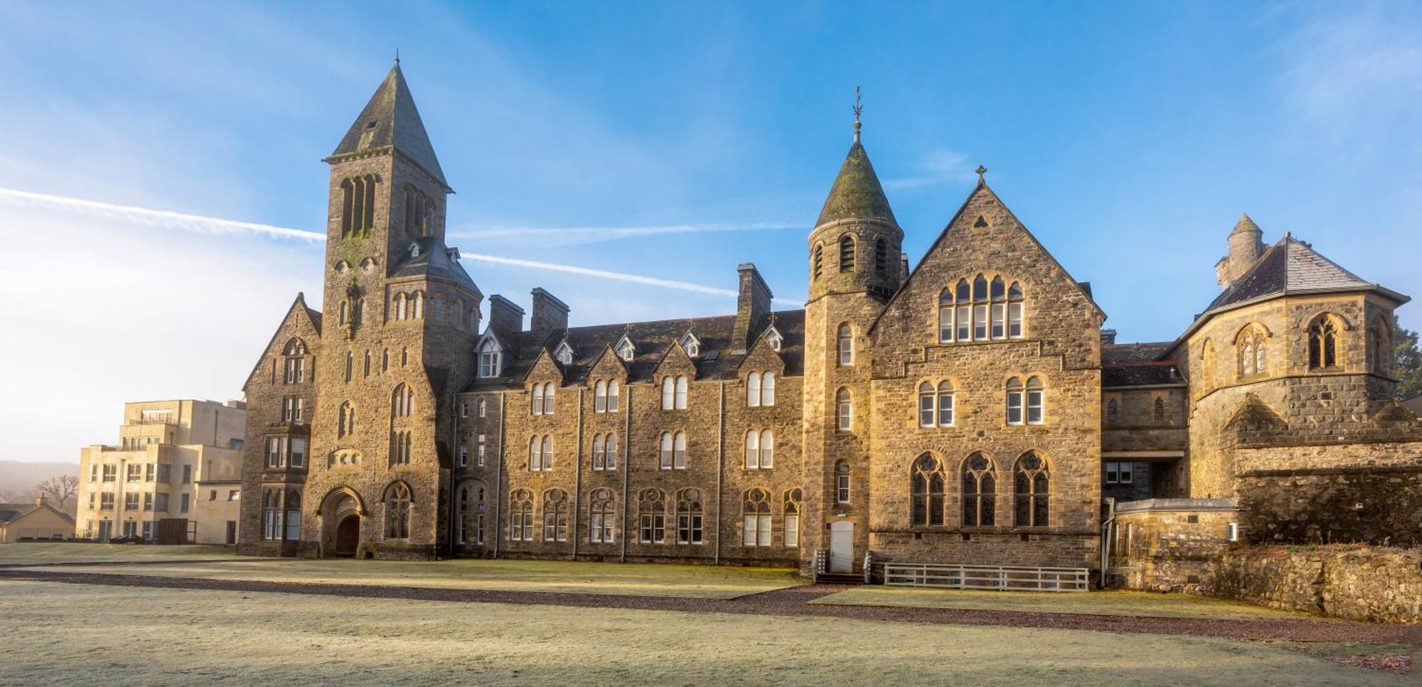 Abbey Church Upper North Aisle Luxury Self Catering 2 Bedroom Apartments Fort Augustus Esterno foto